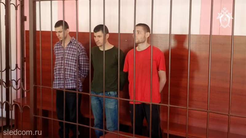 Photo of video | Cinci militari ucraineni, condamnaţi la pedepse grele cu închisoarea de separatiştii proruşi